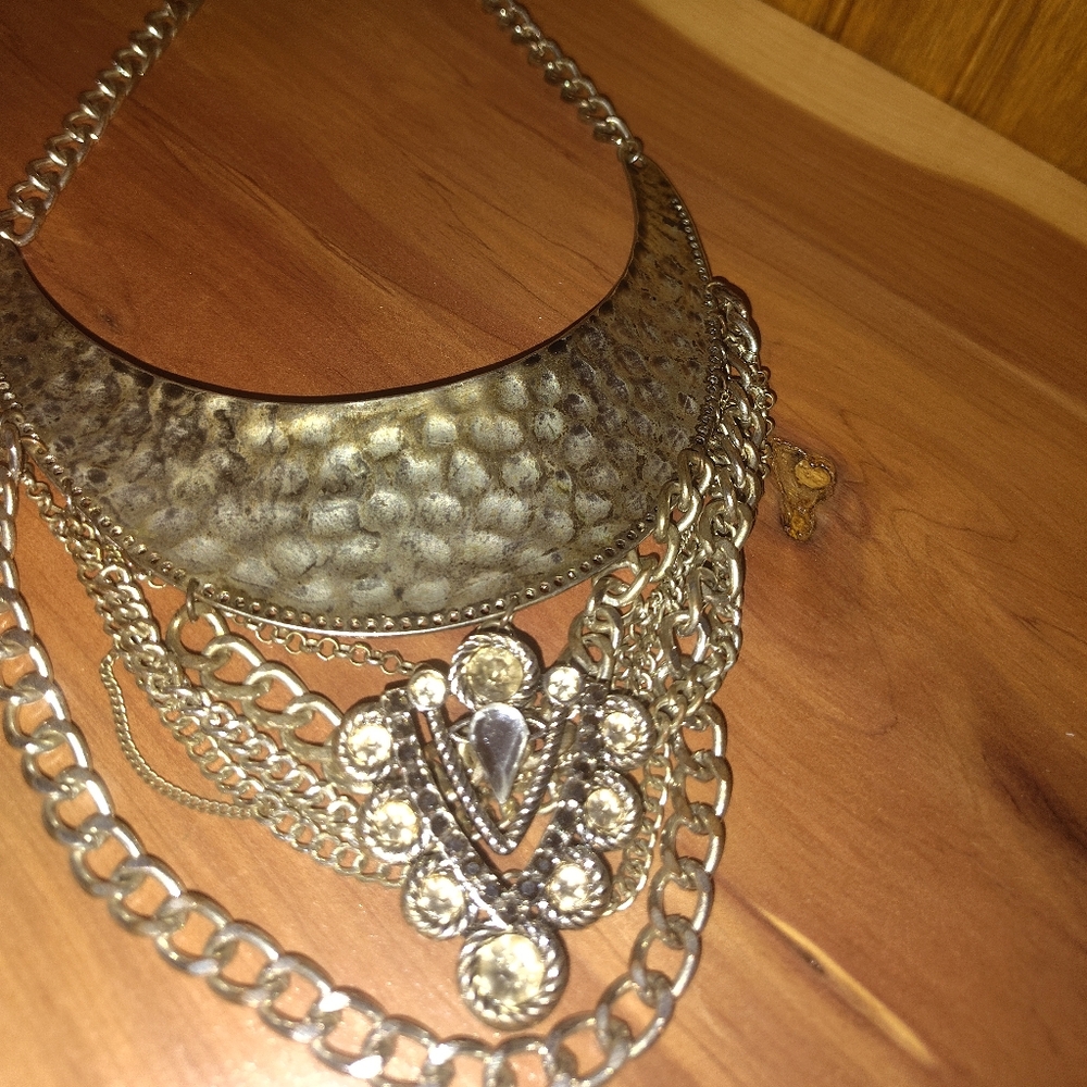 Elegant Silver Statement Necklace